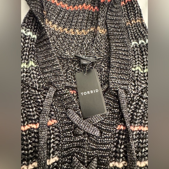 Torrid Chunky Pullover Hooded Raglan Sweater - Picture 2 of 6